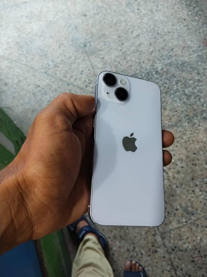 Apple iPhone 14 4