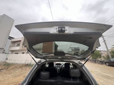 Toyota vitz 2007/12