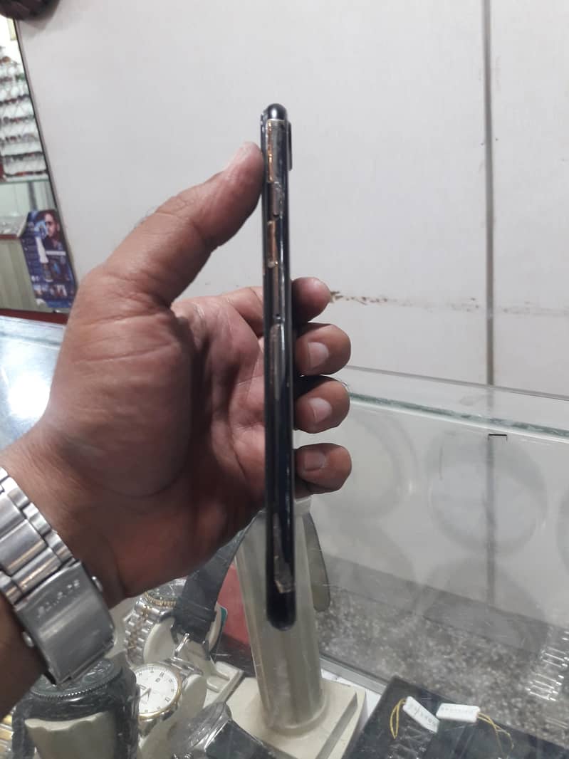 Apple iPhone 7 Plus 1