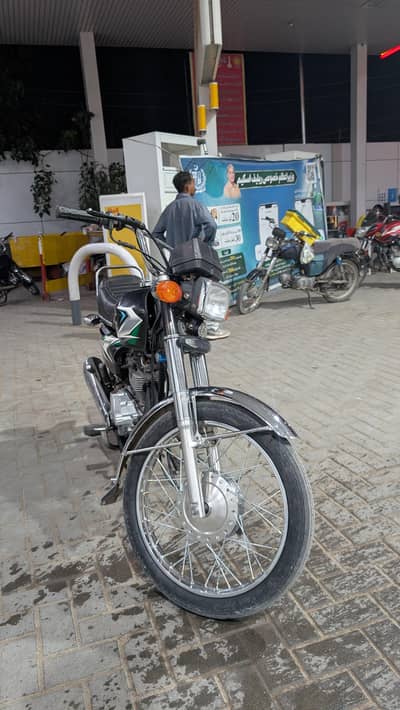 Honda CG 125 black 2023 model