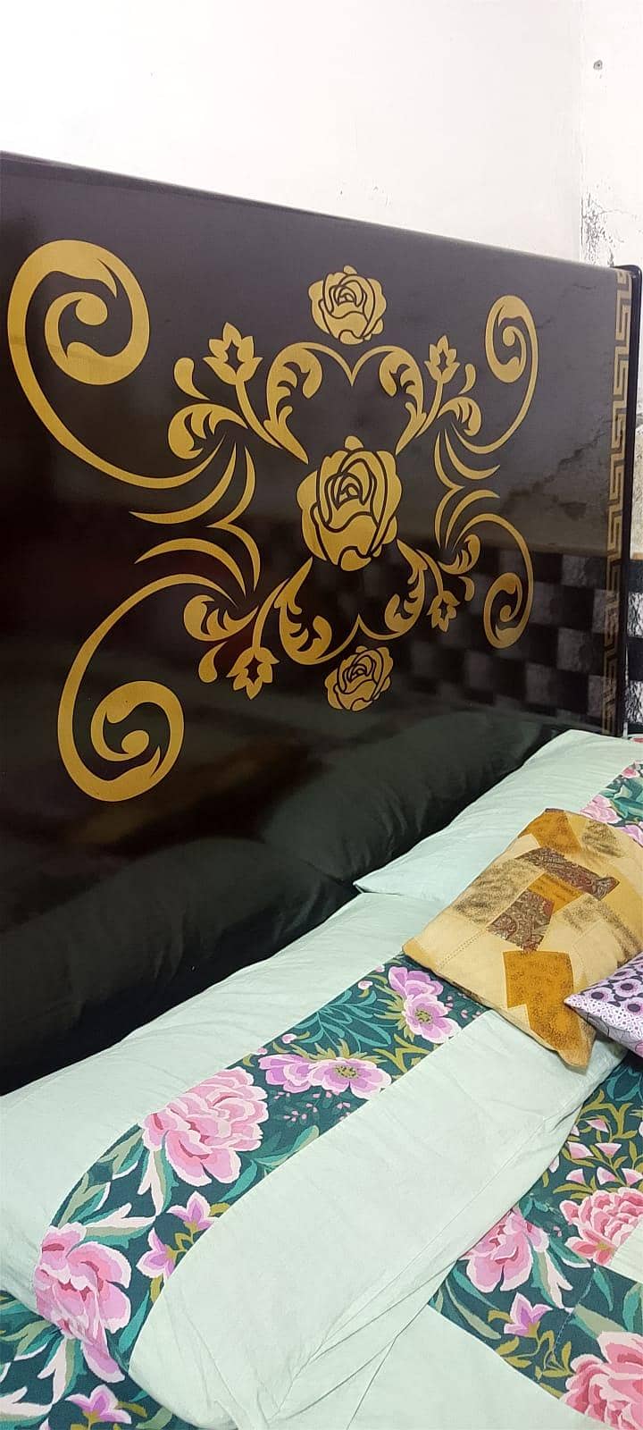 WOOD BED 3
