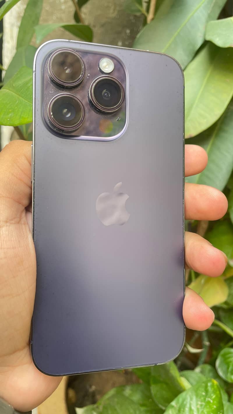 Apple iPhone 14 pro 0