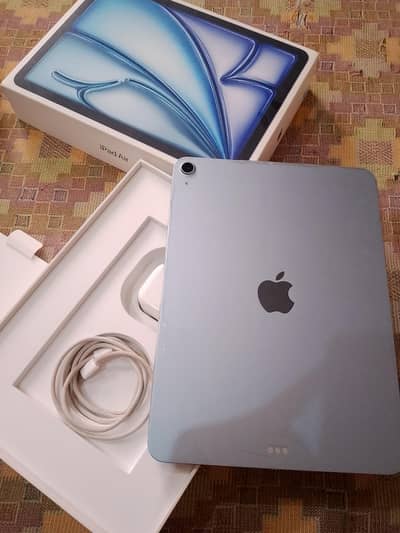 Apple iPad Air M3 11-inch, 128GB urgent  for sale.