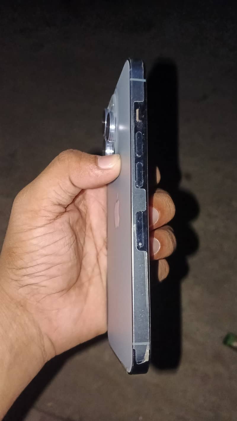 Apple iPhone 13 Pro 1