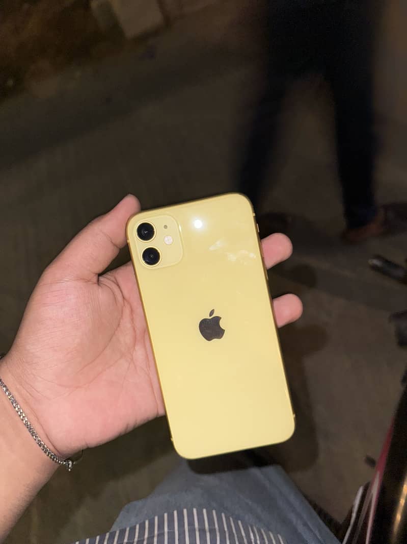 Apple iPhone 11 0