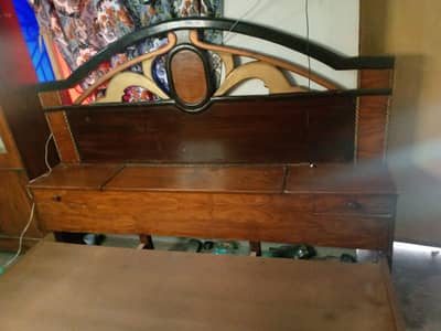 used bed 3 sofa set 2 chota 1 bara / singhar maaz / bartano wali almar