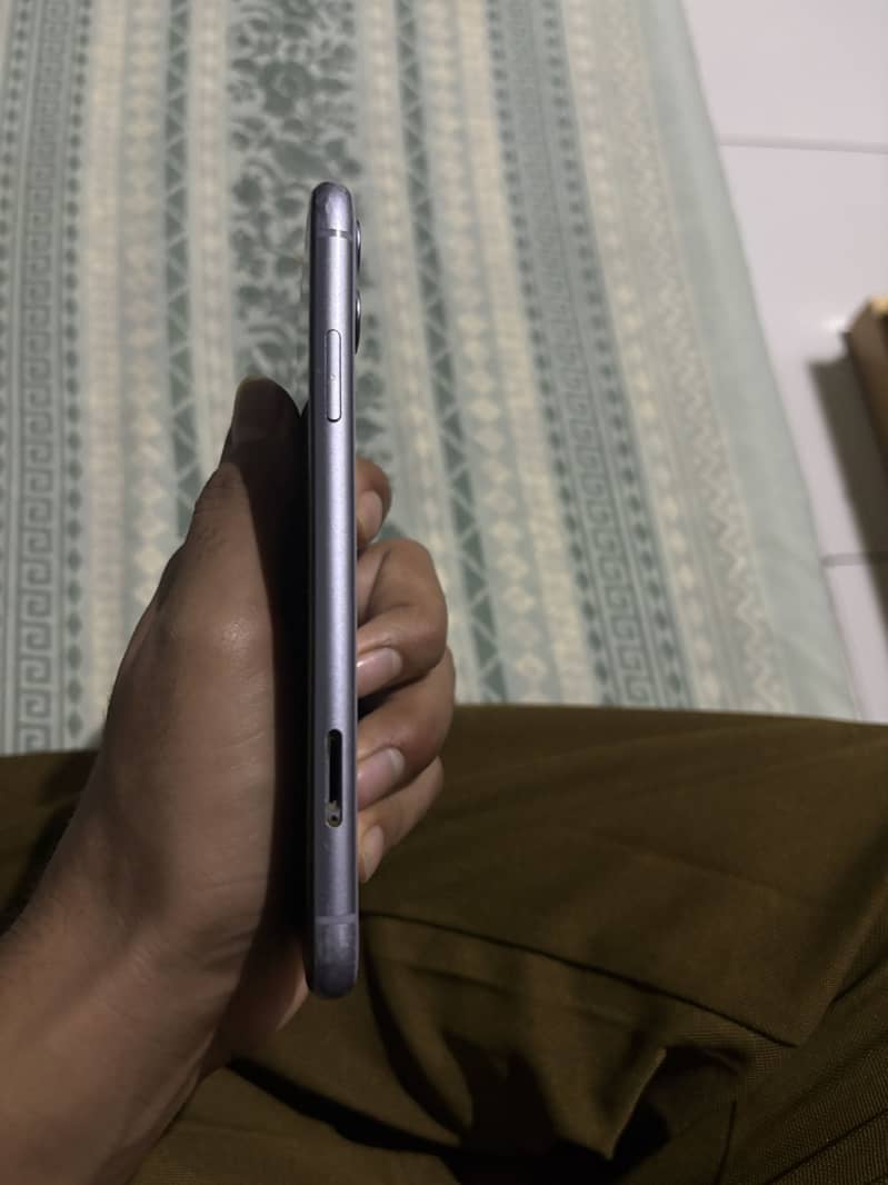 Apple iPhone 11 1
