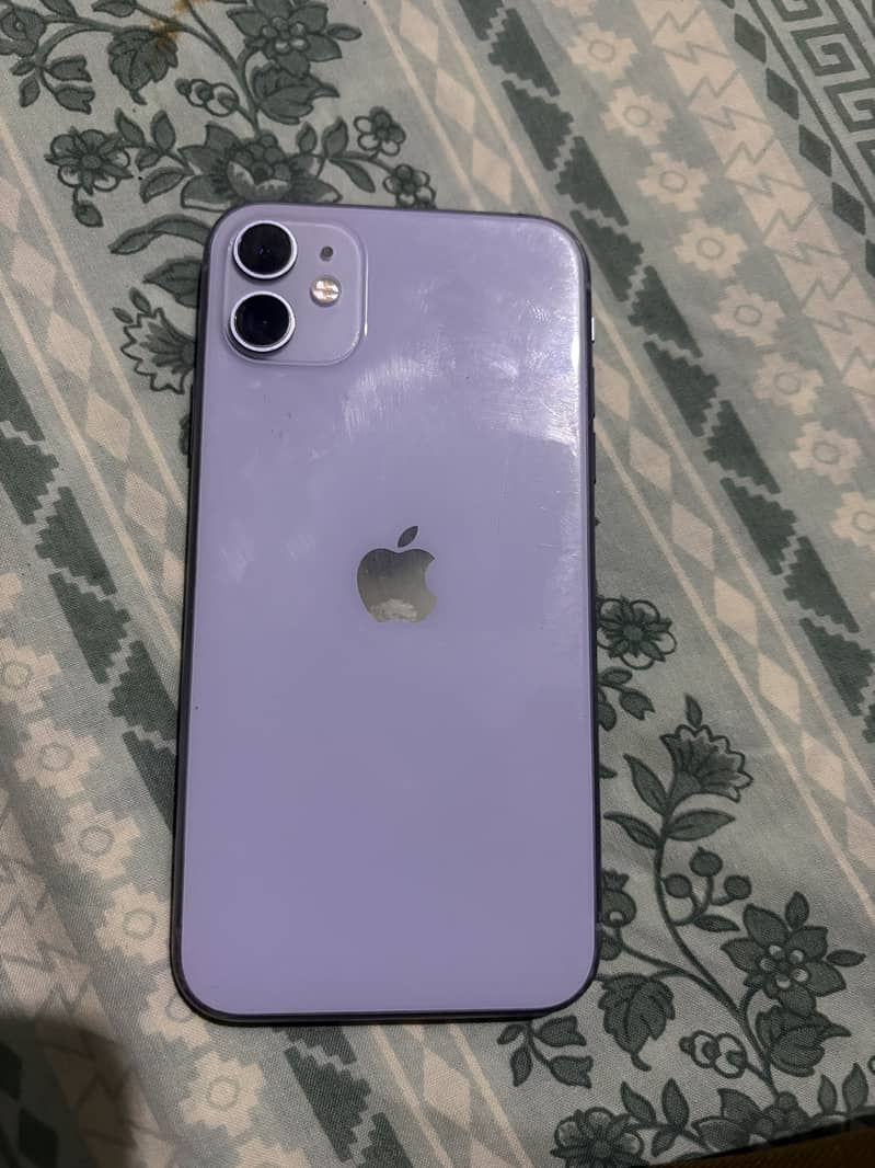 Apple iPhone 11 3