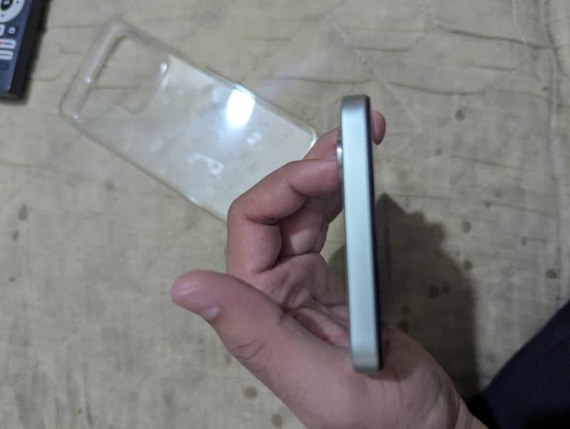 Realme Note 60x 4