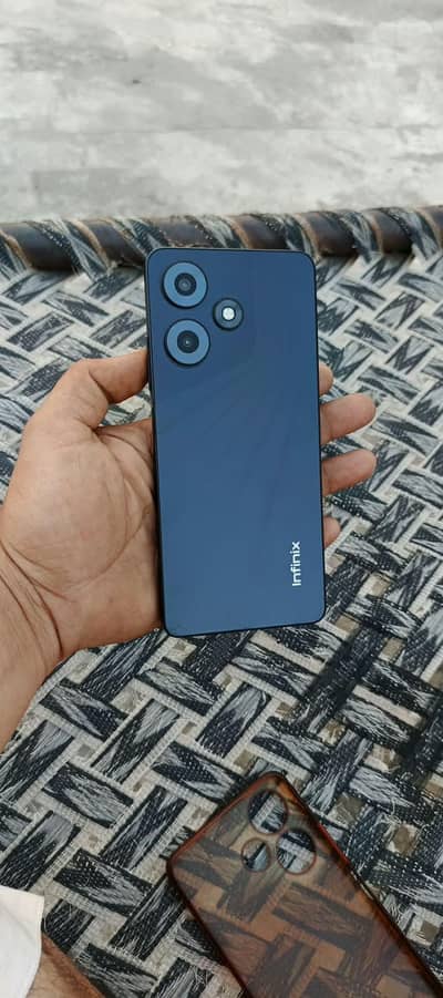 Infinix Hot 30