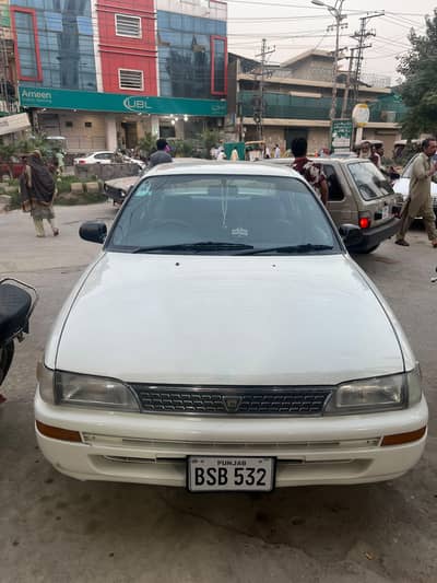 Toyota Corolla XE 2001