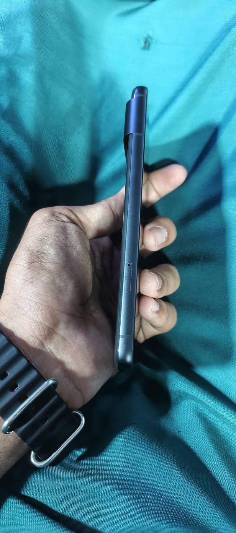 Google Pixel 8 4