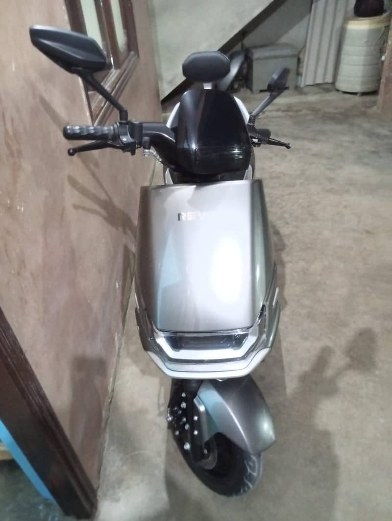 Revoo A12lfp 1