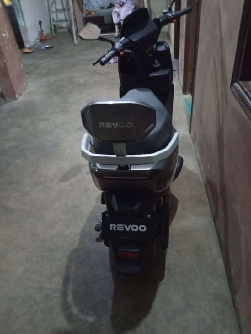 Revoo A12lfp 2