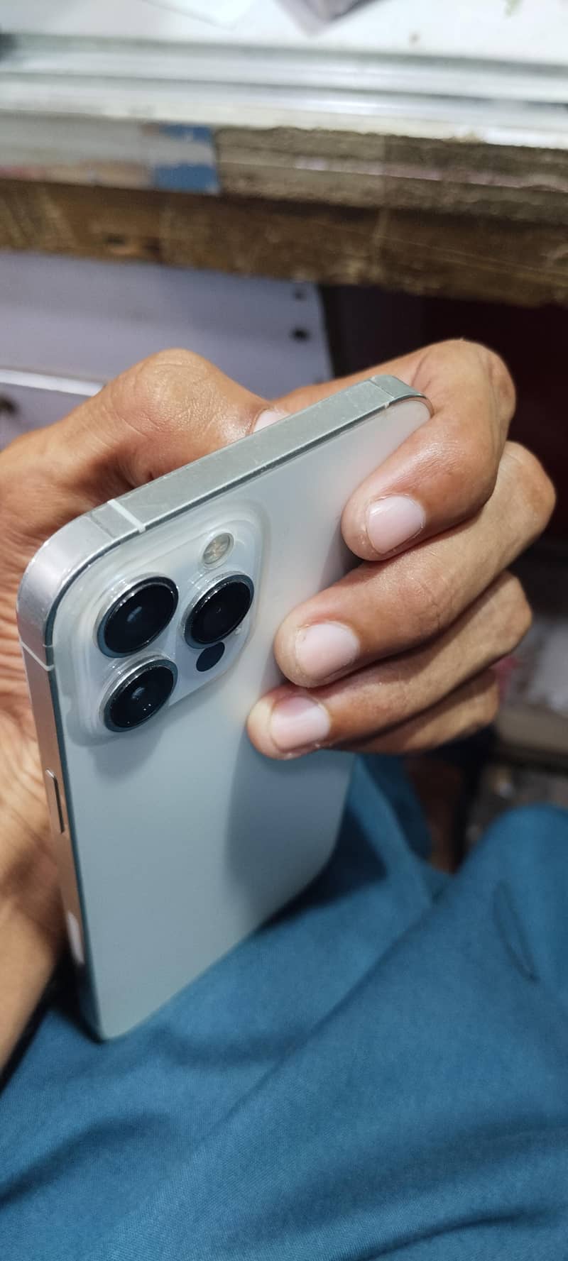 Apple iPhone 12 Pro Max 4