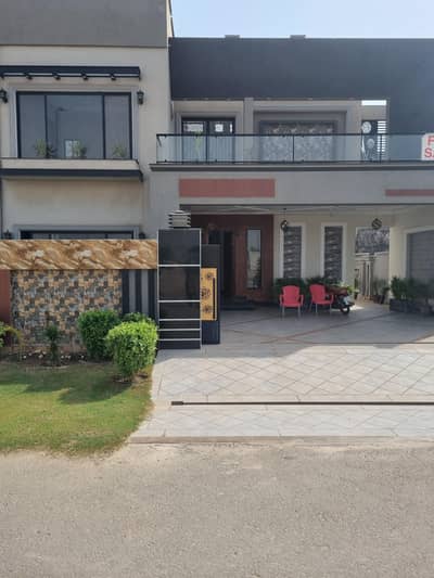 1 kanal  house in Royal Orchard D block Multan for sale