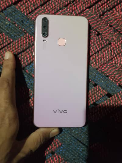 Vivo Y17