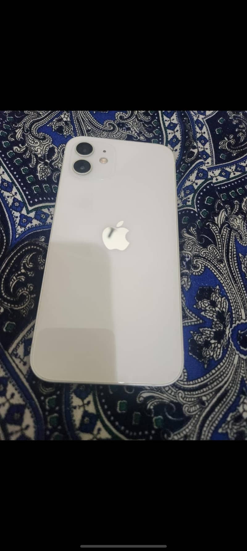 Apple iPhone 12 1