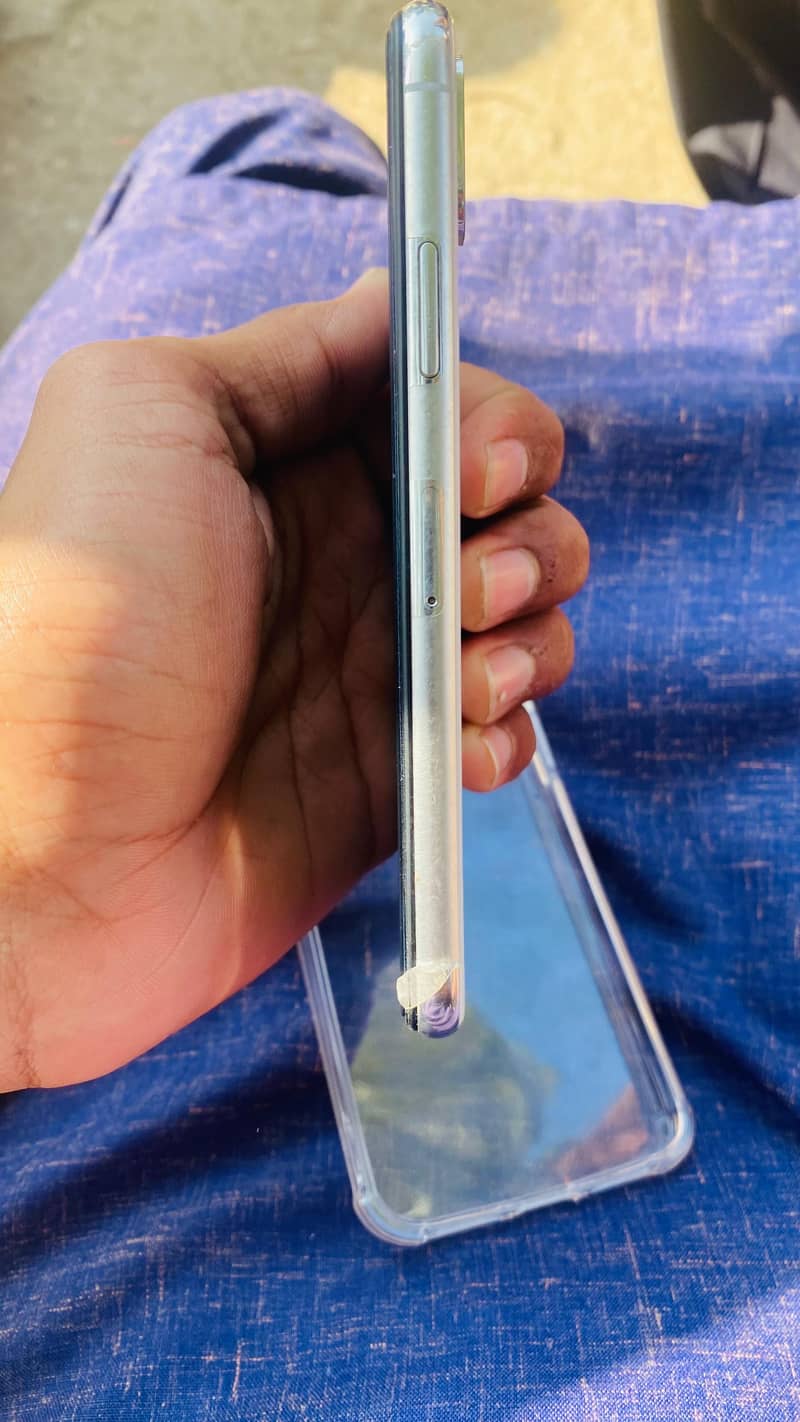 Apple iPhone X 2