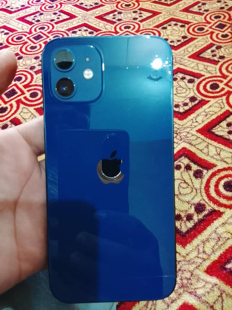 Apple iPhone 12 3