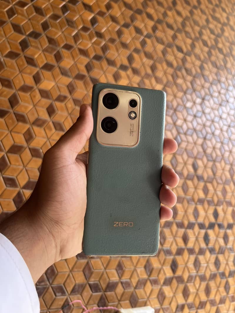 Infinix Zero 30 1