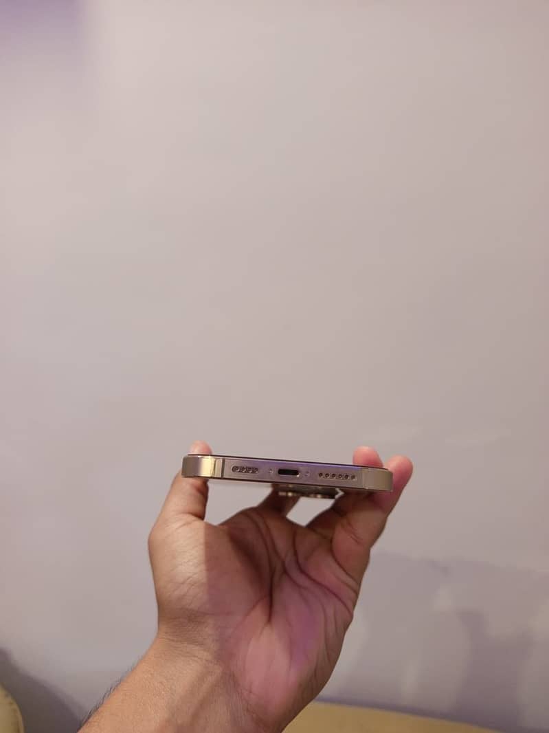 Apple iPhone 13 Pro Max JV 2