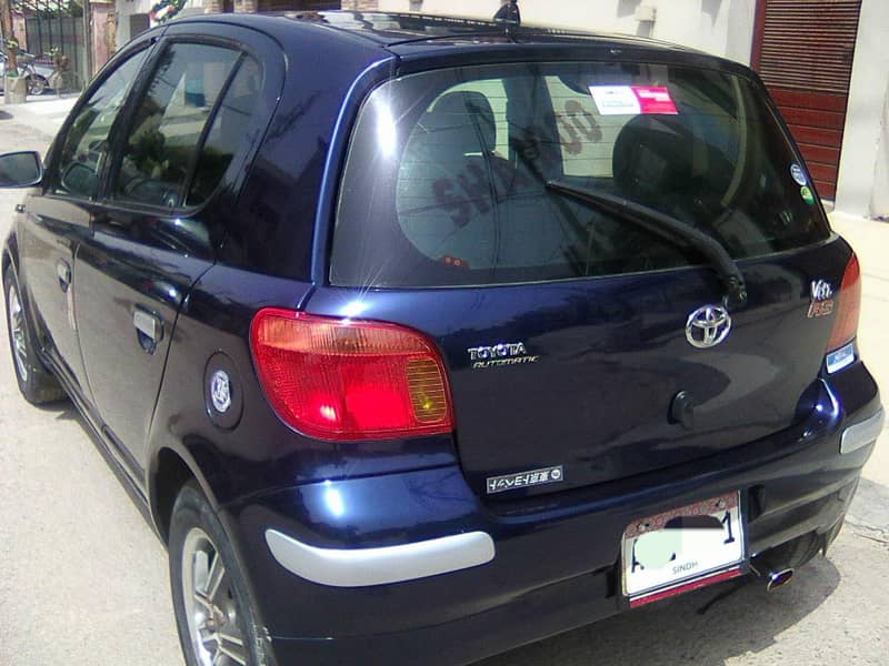 VITZ 2003/2006 AUTOMATIC METALLIC BLUE  BEHTREEN CONDITION 11