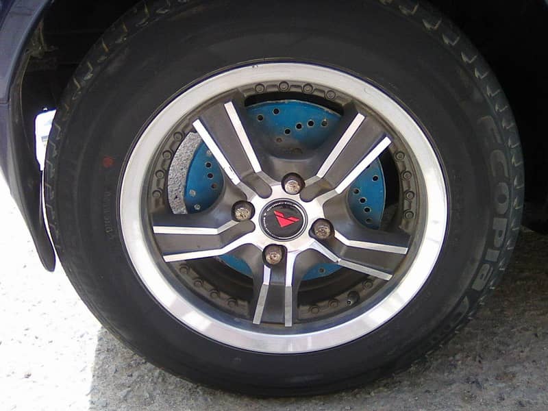 VITZ 2003/2006 AUTOMATIC METALLIC BLUE  BEHTREEN CONDITION 19