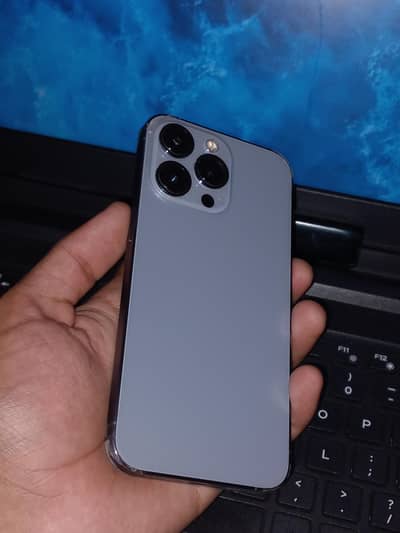 Apple iPhone 13 Pro
