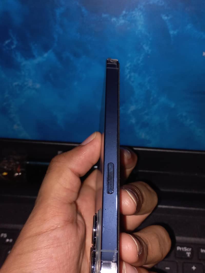 Apple iPhone 13 Pro 4