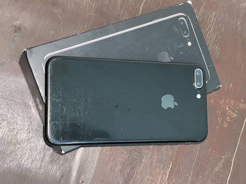 Apple iPhone 7 Plus 0