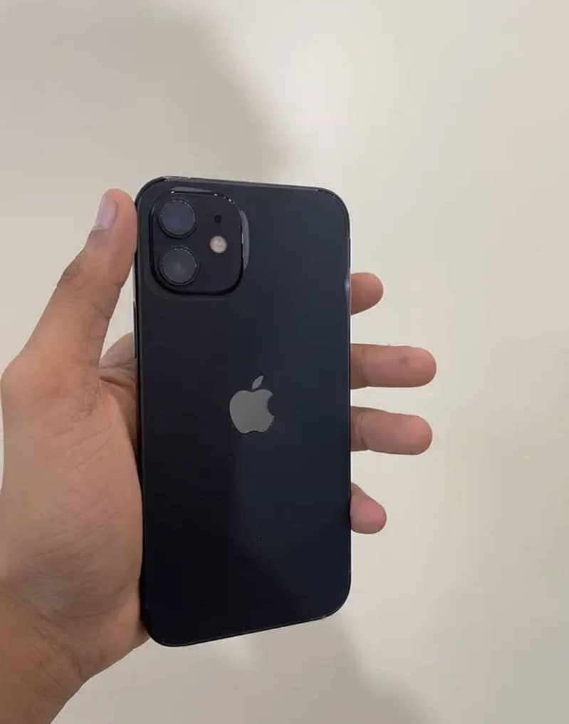 Apple iPhone 12 JV 3