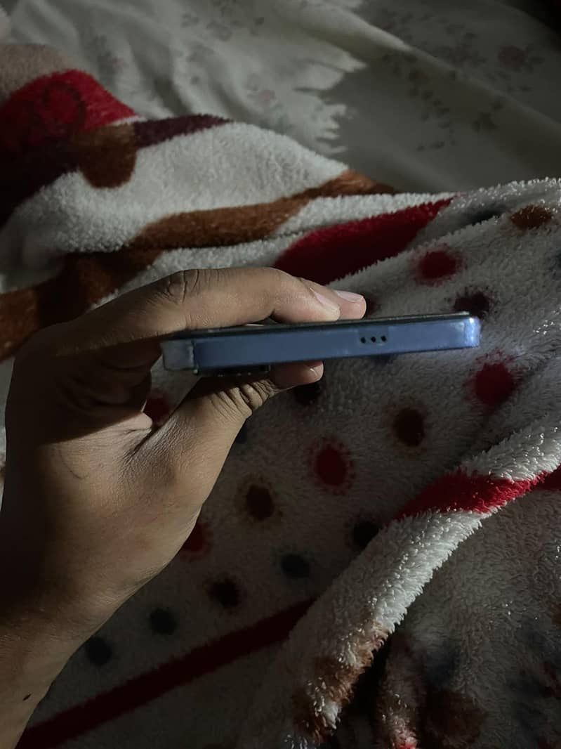 Tecno CAMON 20 3