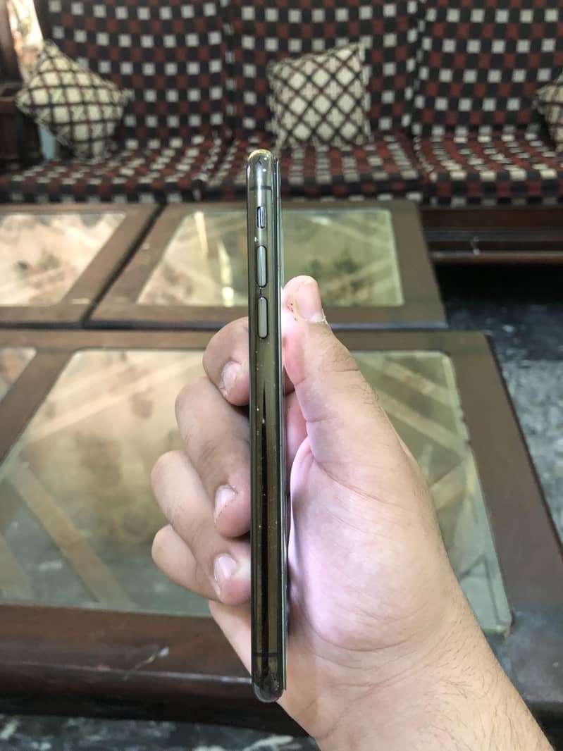Apple iPhone XS 2