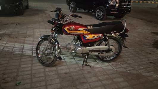 Honda CD 70 2025