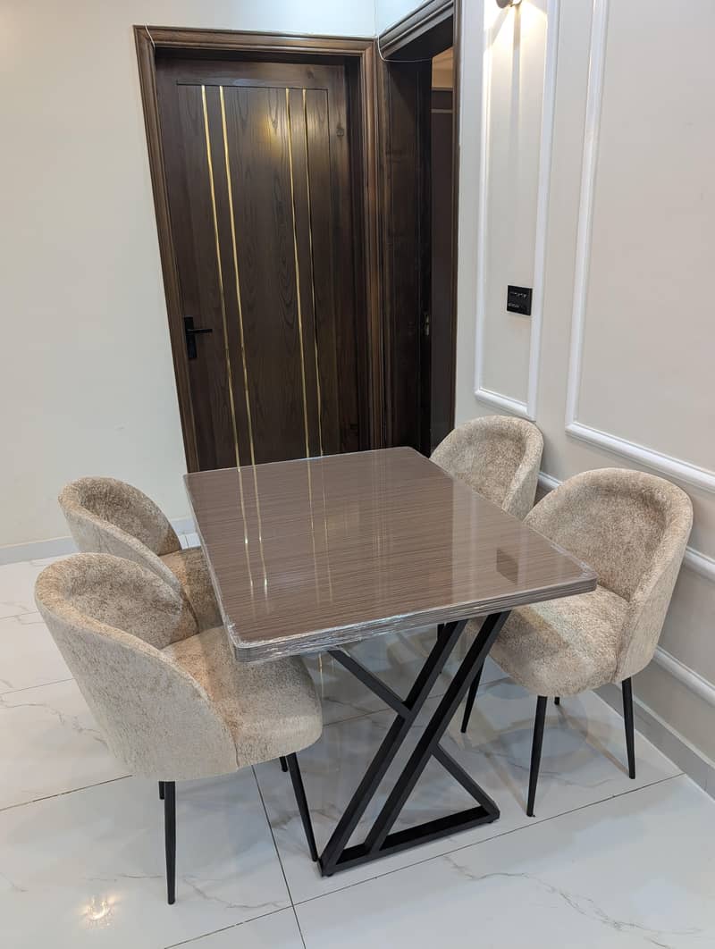 Dinning table for 4 1