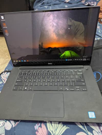 Dell Xps 15 9560 model