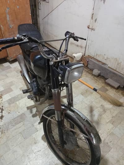 Honda 125 Lahore number model 2002