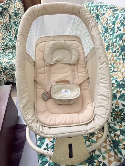 Electric Baby Swing in Excellent Condition