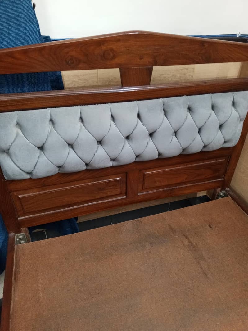 two single bed with side tables 1