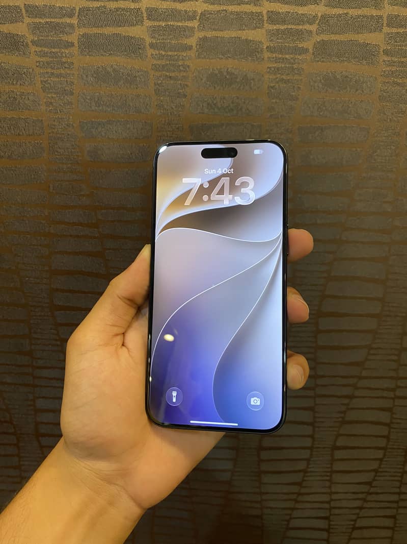 Apple iPhone 15 Pro Max 5