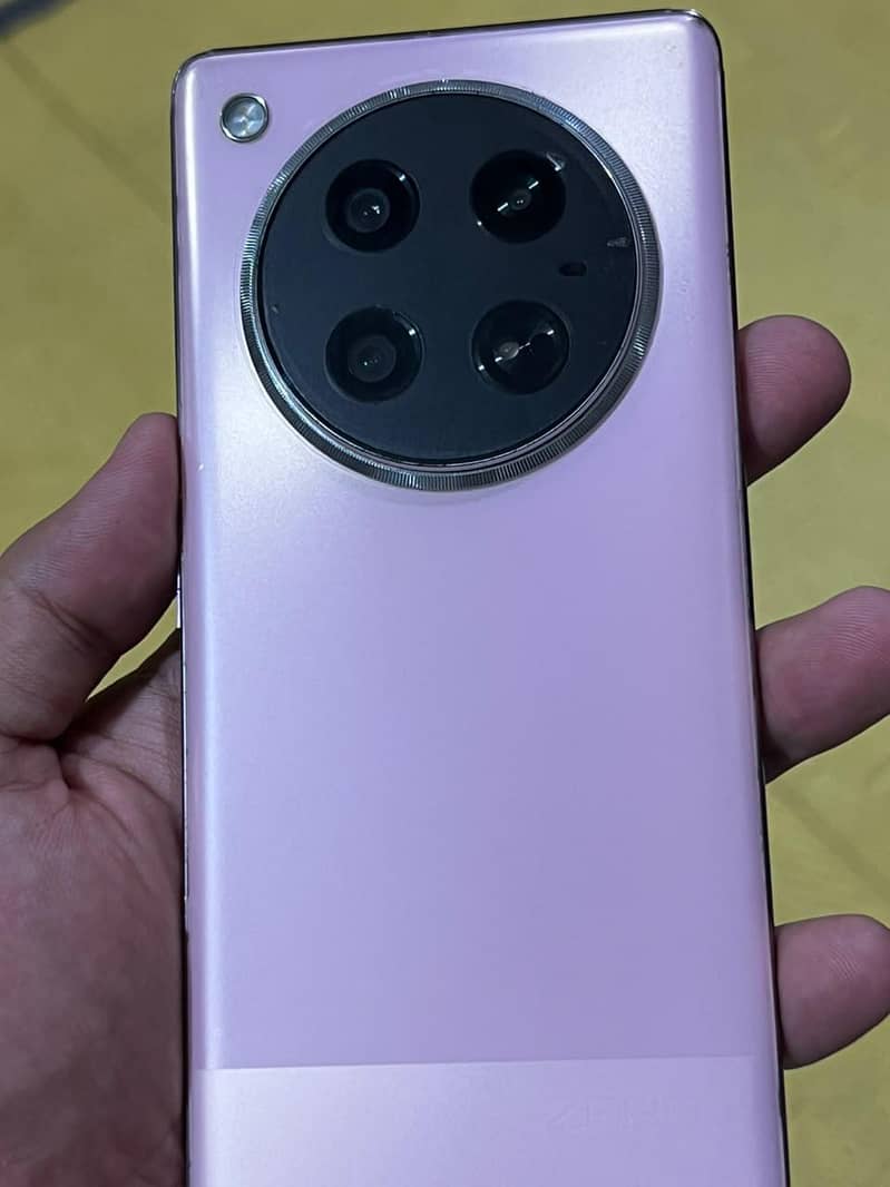 Infinix Zero 40 5