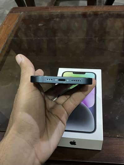 Apple iPhone 14