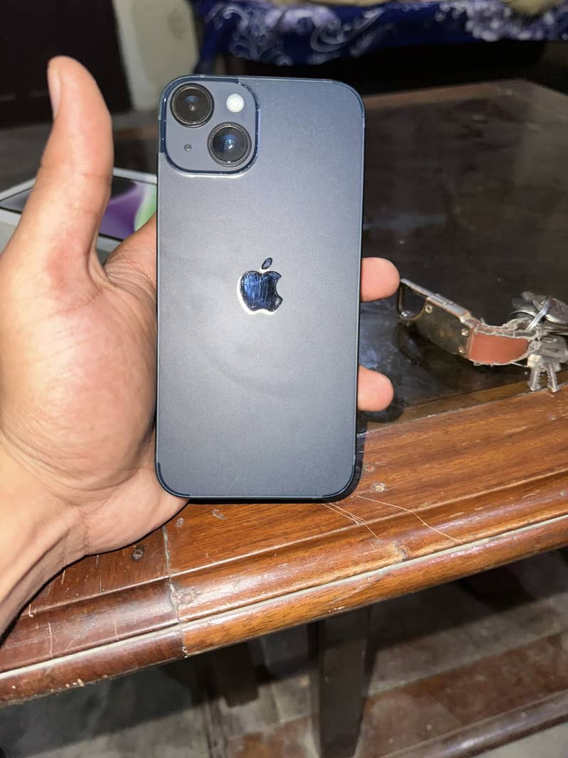 Apple iPhone 14 3