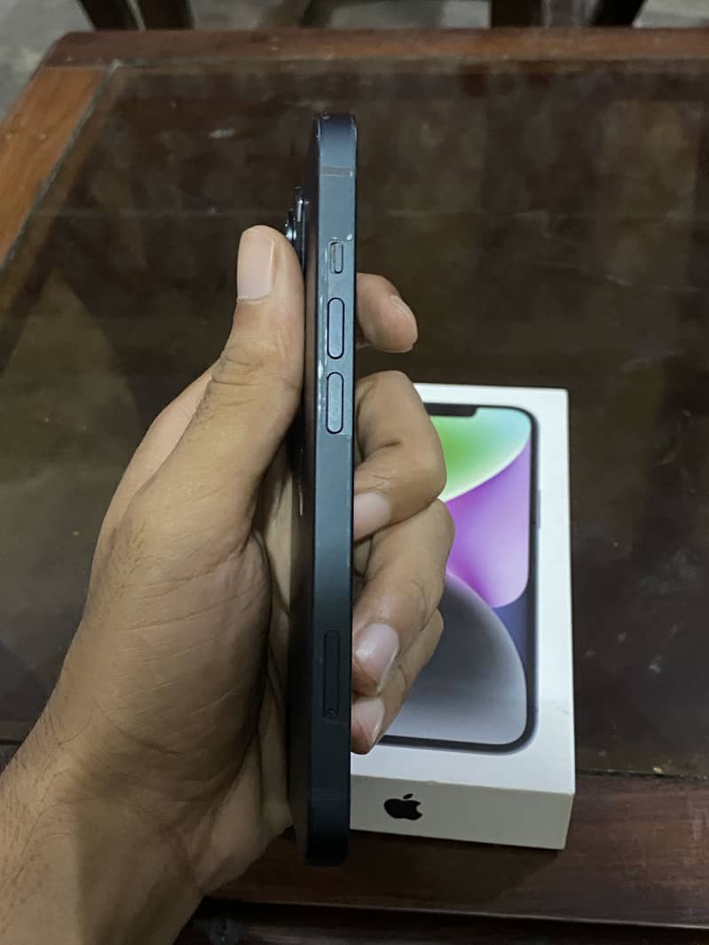Apple iPhone 14 7