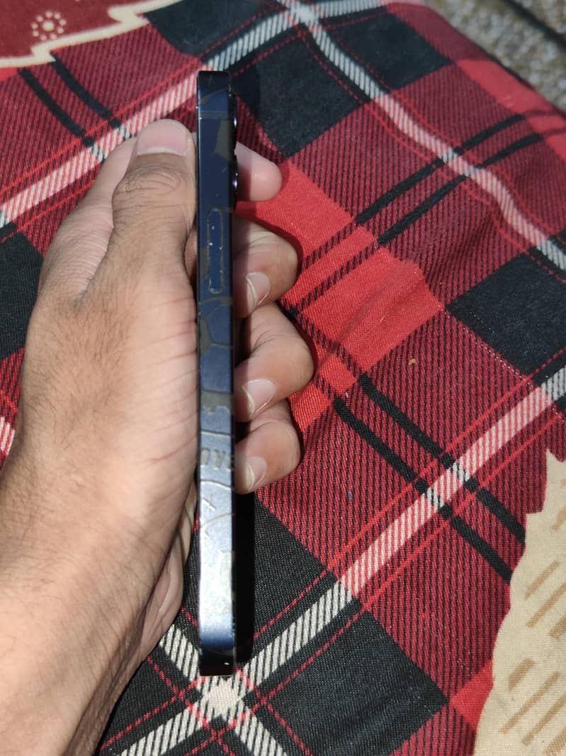 Apple iPhone 12 mini 5