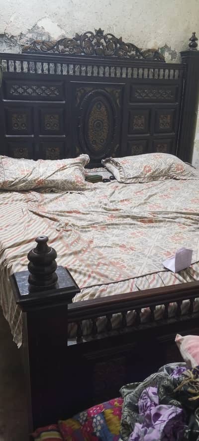 King size bed for sale