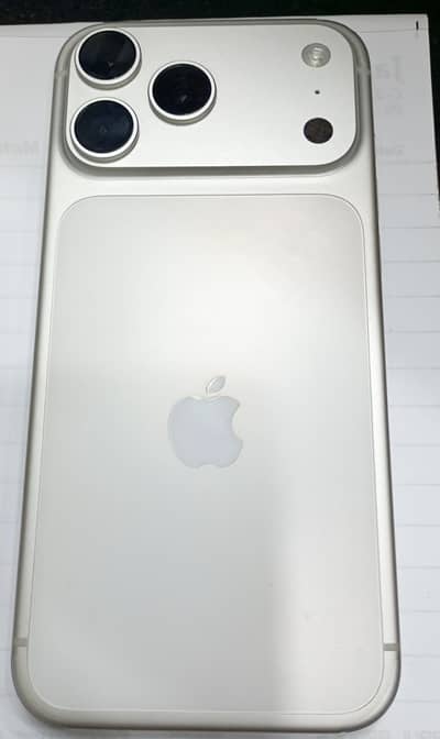 iPhone 17 pm titanium
