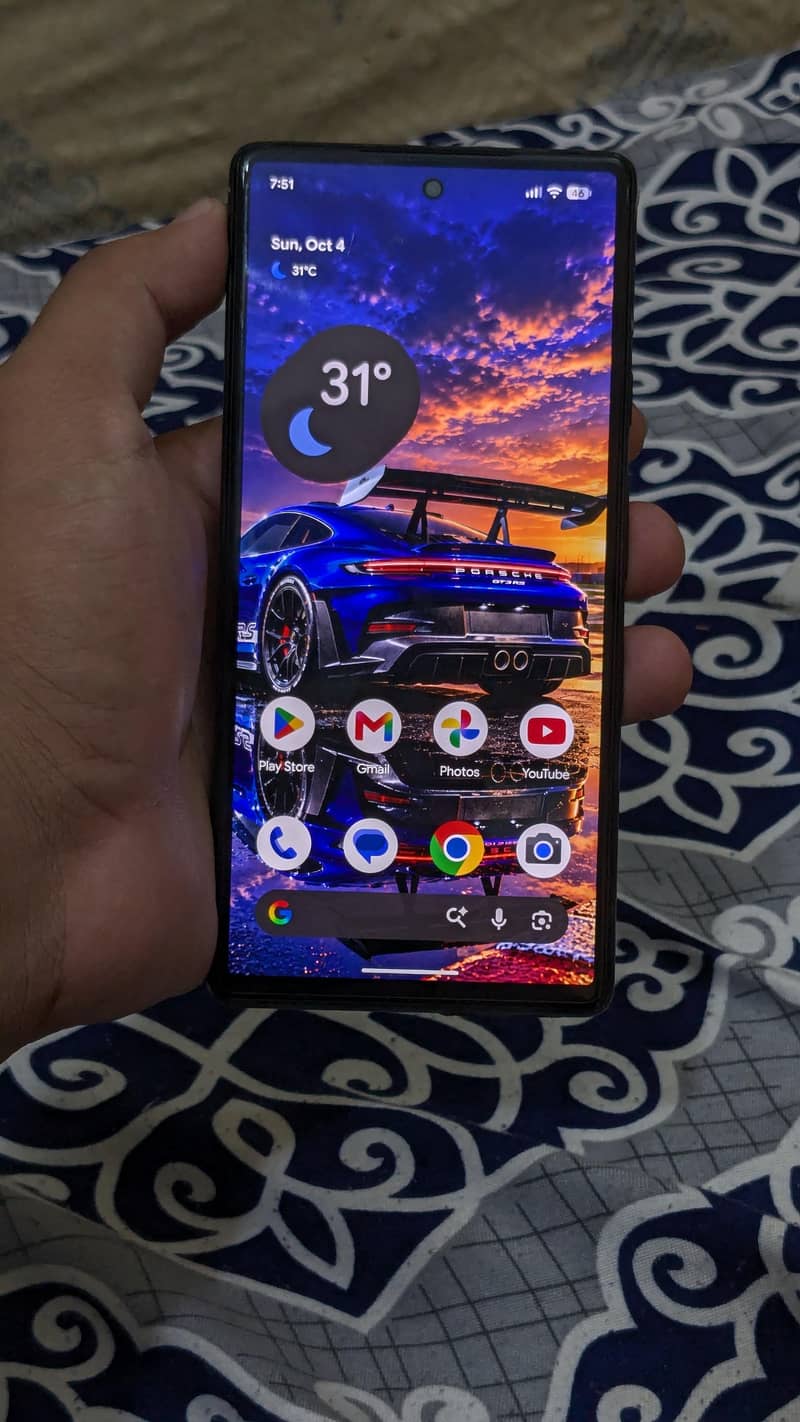 Google Pixel 6 [ 10/9 condition ] 5