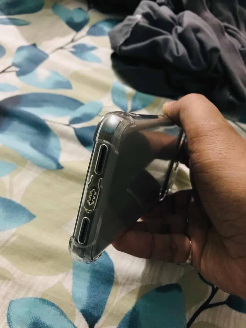 Google Pixel 8 0